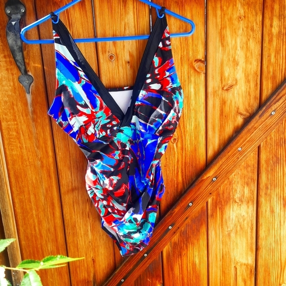 George multi color one piece swim suit - Picture 2 of 6